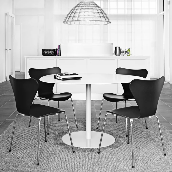 Fritz Hansen - Serie 7 Stuhl, Chrom / Esche weiss gefärbt