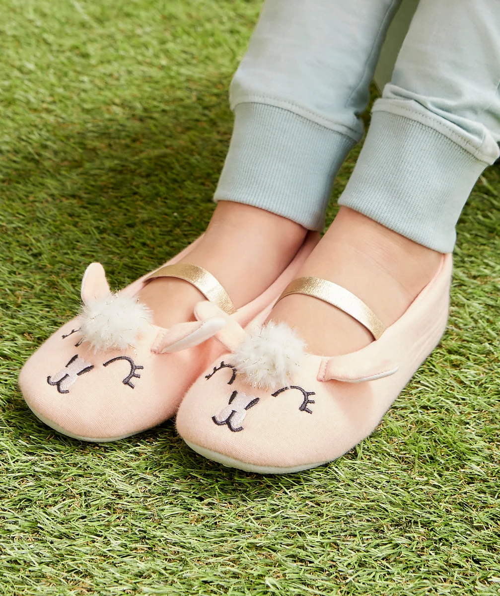 CHAUSSONS ROSES FILLE AVEC ANIMATIONS LAMA