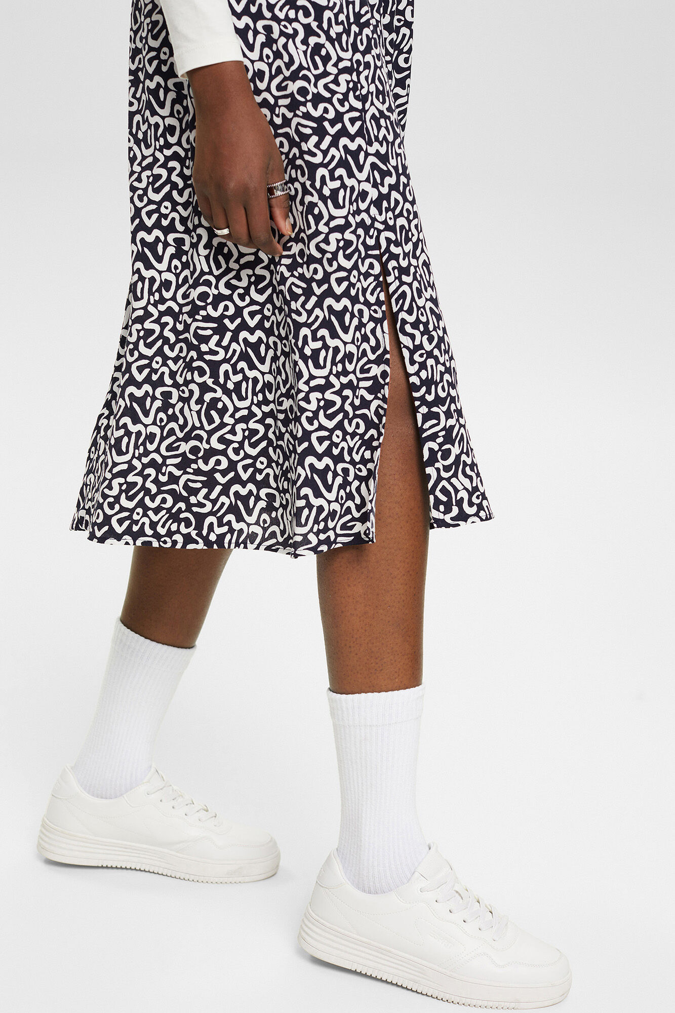 Falda midi estampado allover viscosa - Estampado azul