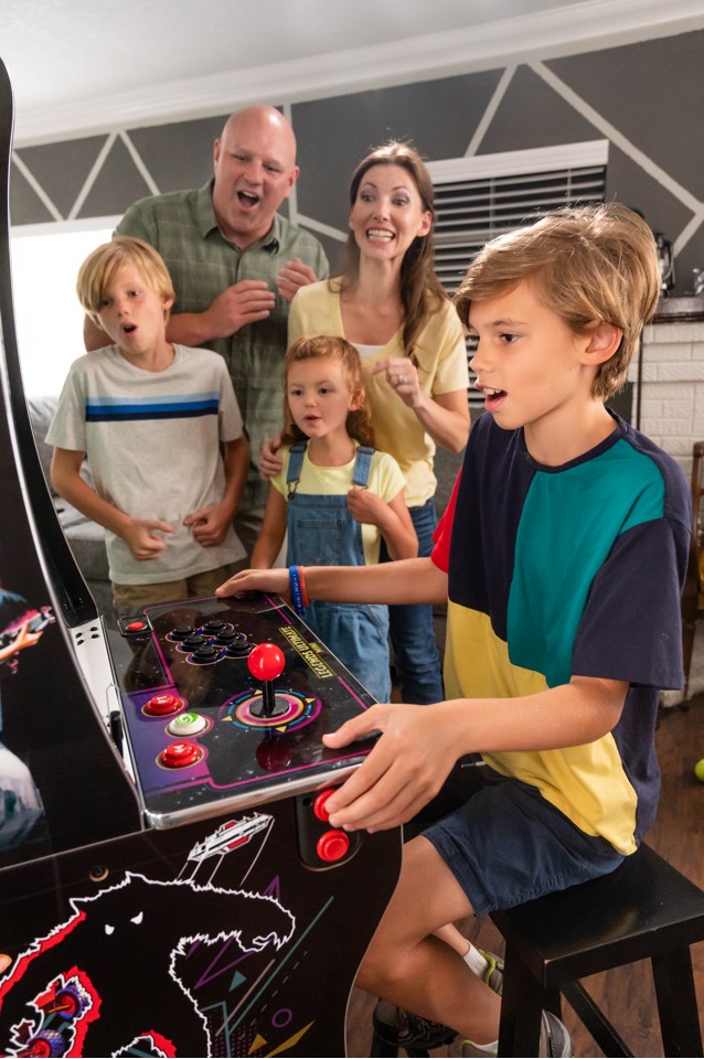 AtGames Legends Ultimate Mini HD Arcade HA8810 - Retro Arkademaskine
