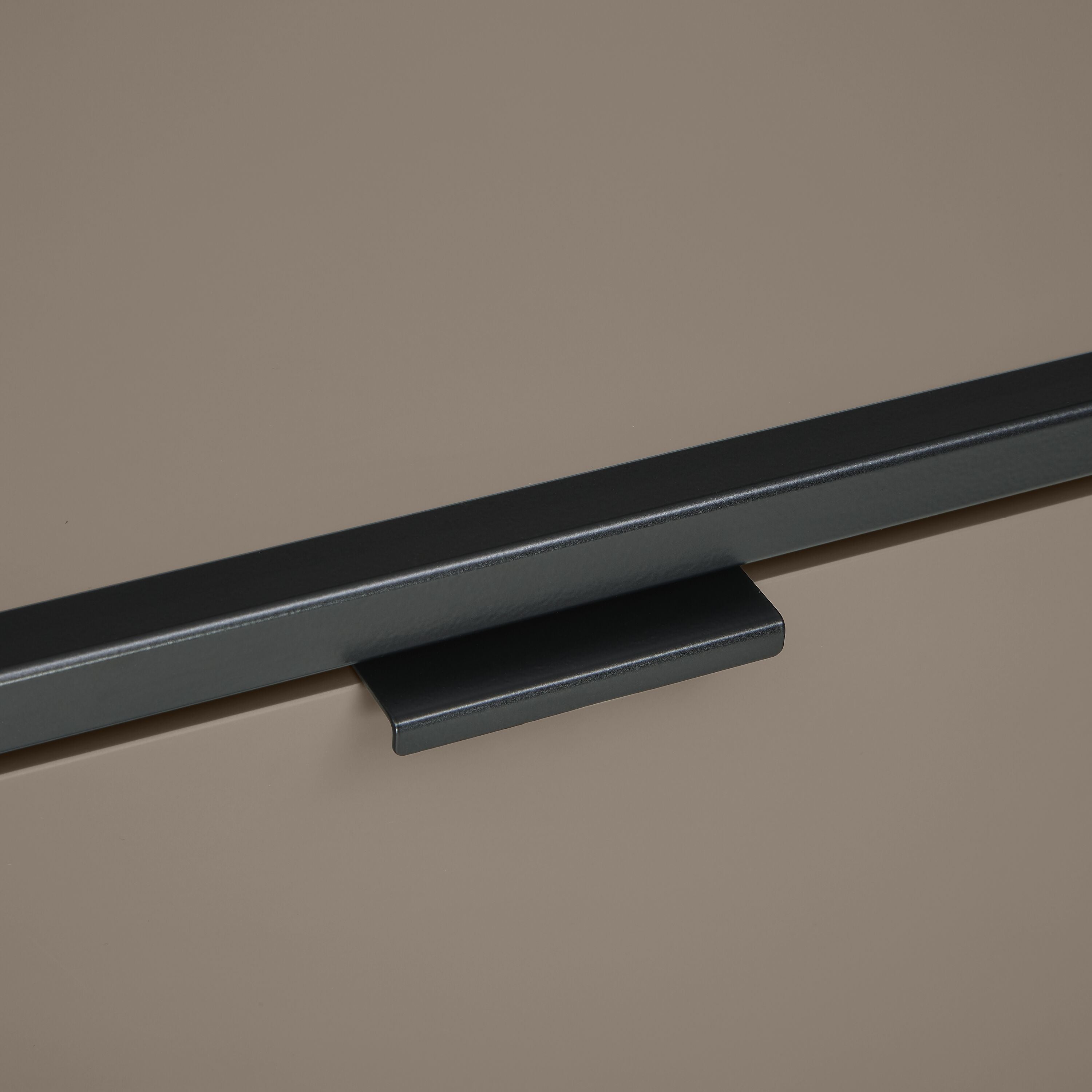 SEVEN Highboard - Sand / B: 246.4 cm x T: 39.0 cm x H: 116.0 cm