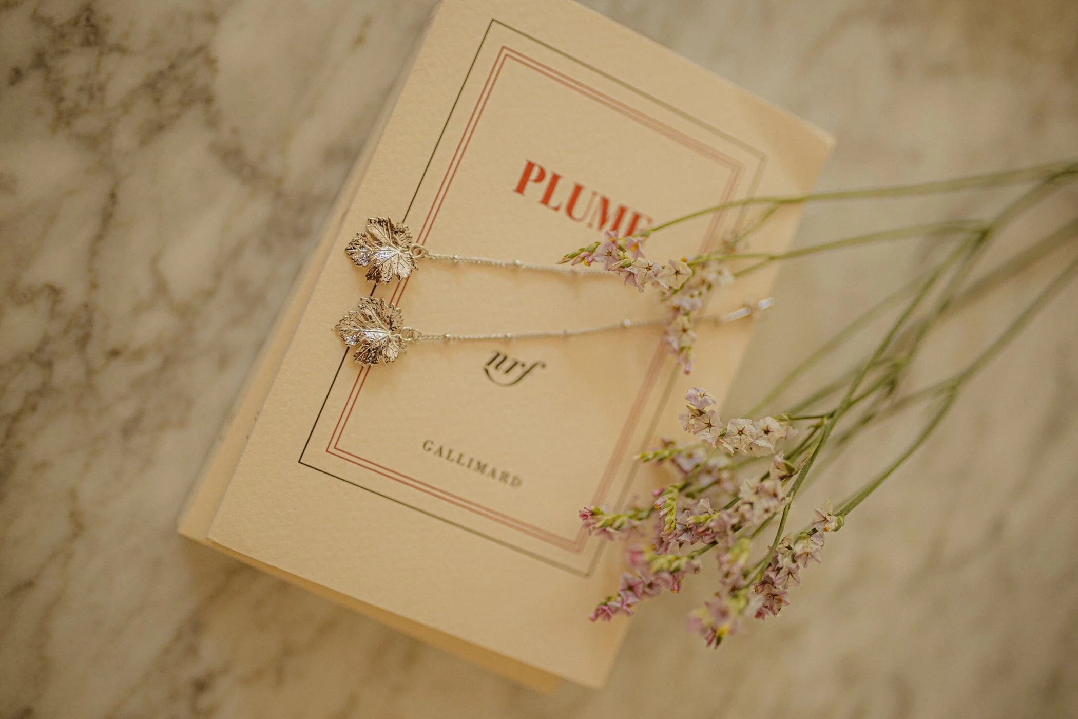HÉRA - Boucles d'oreilles pendantes feuilles plaqué argent | Argent