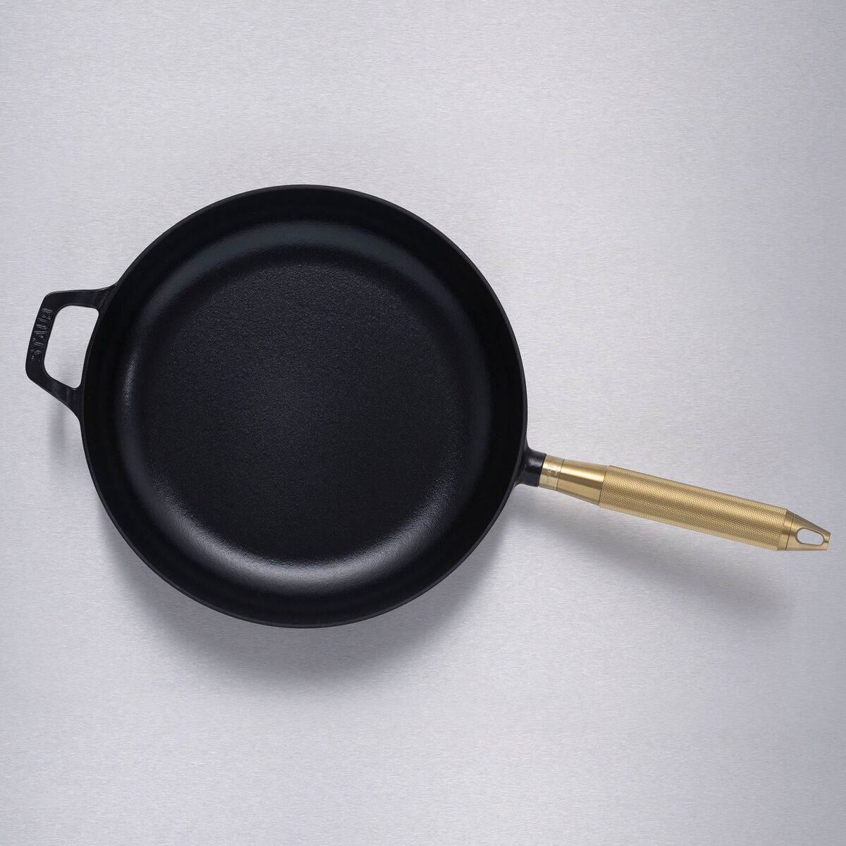 Buster+Punch stekepanne rund 28 cm, messinghåndtak