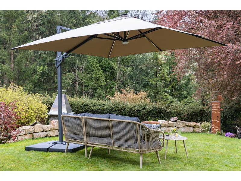 COCON Sonnenschirm mit LED, 300 x 300 cm, hängend, Taupe Eleganter Ampelschirm mit solarbetriebener LED-Beleuchtung
