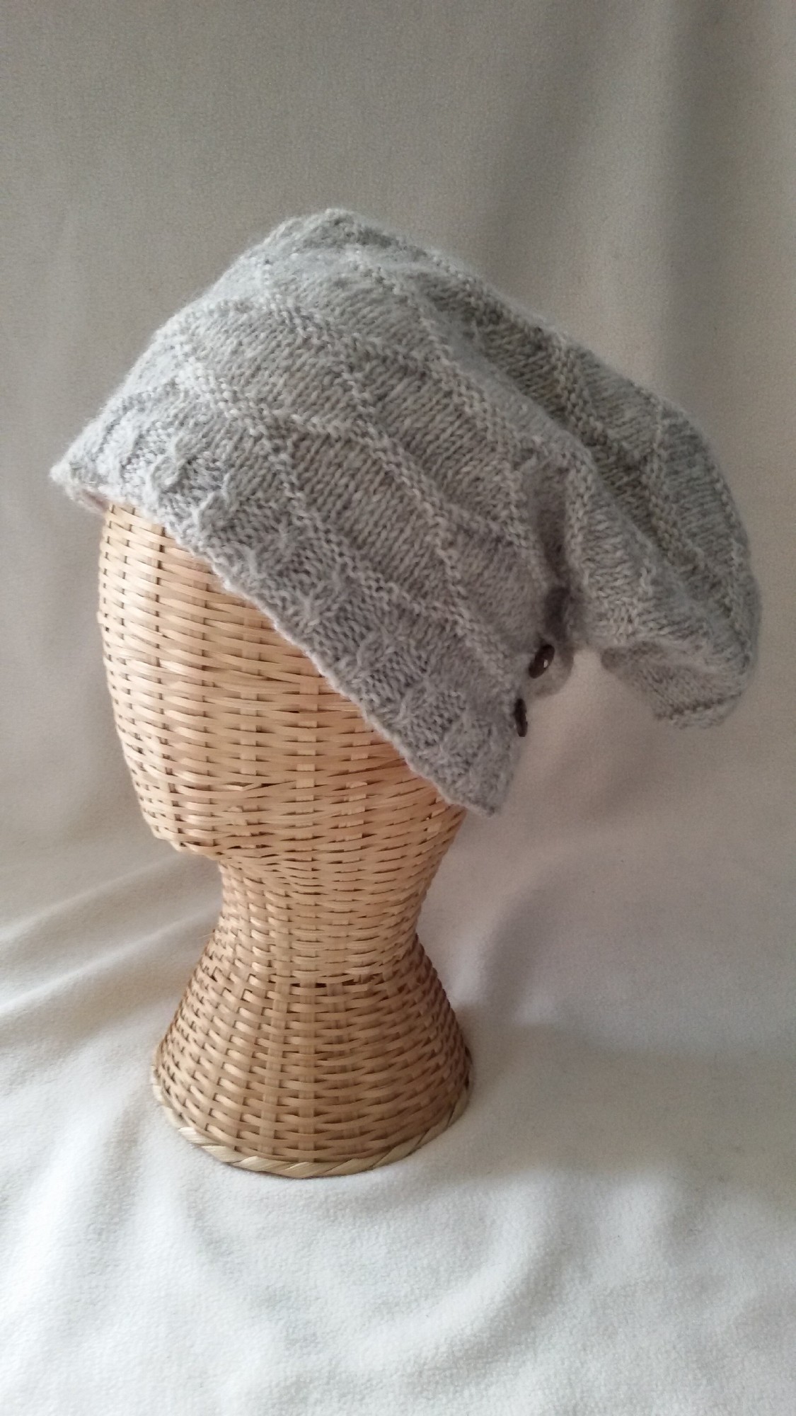 Beanie naturfarben mit Knöpfen günstig bestellen