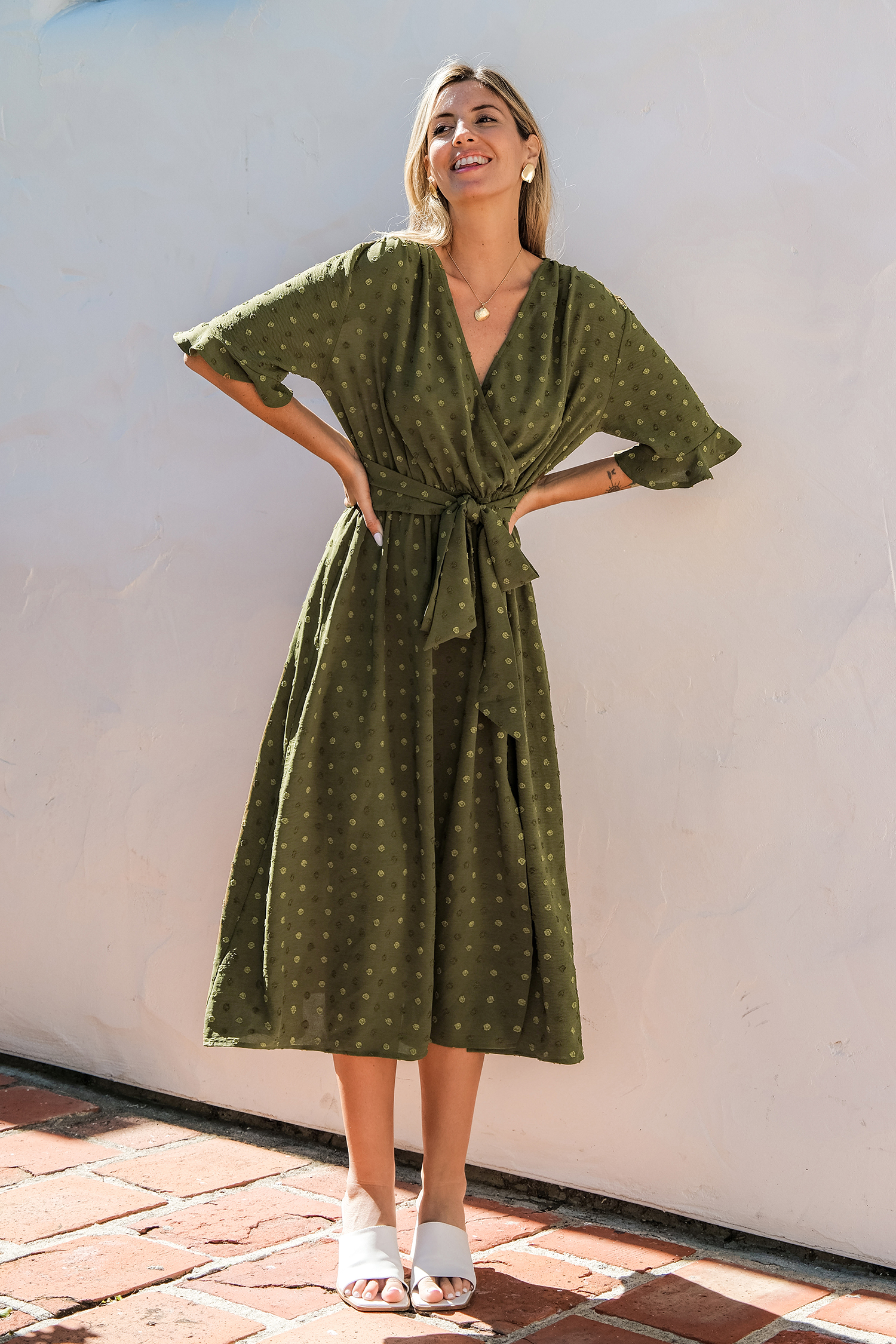 Robe maxi à manches évasées et ourlet fendu tissé