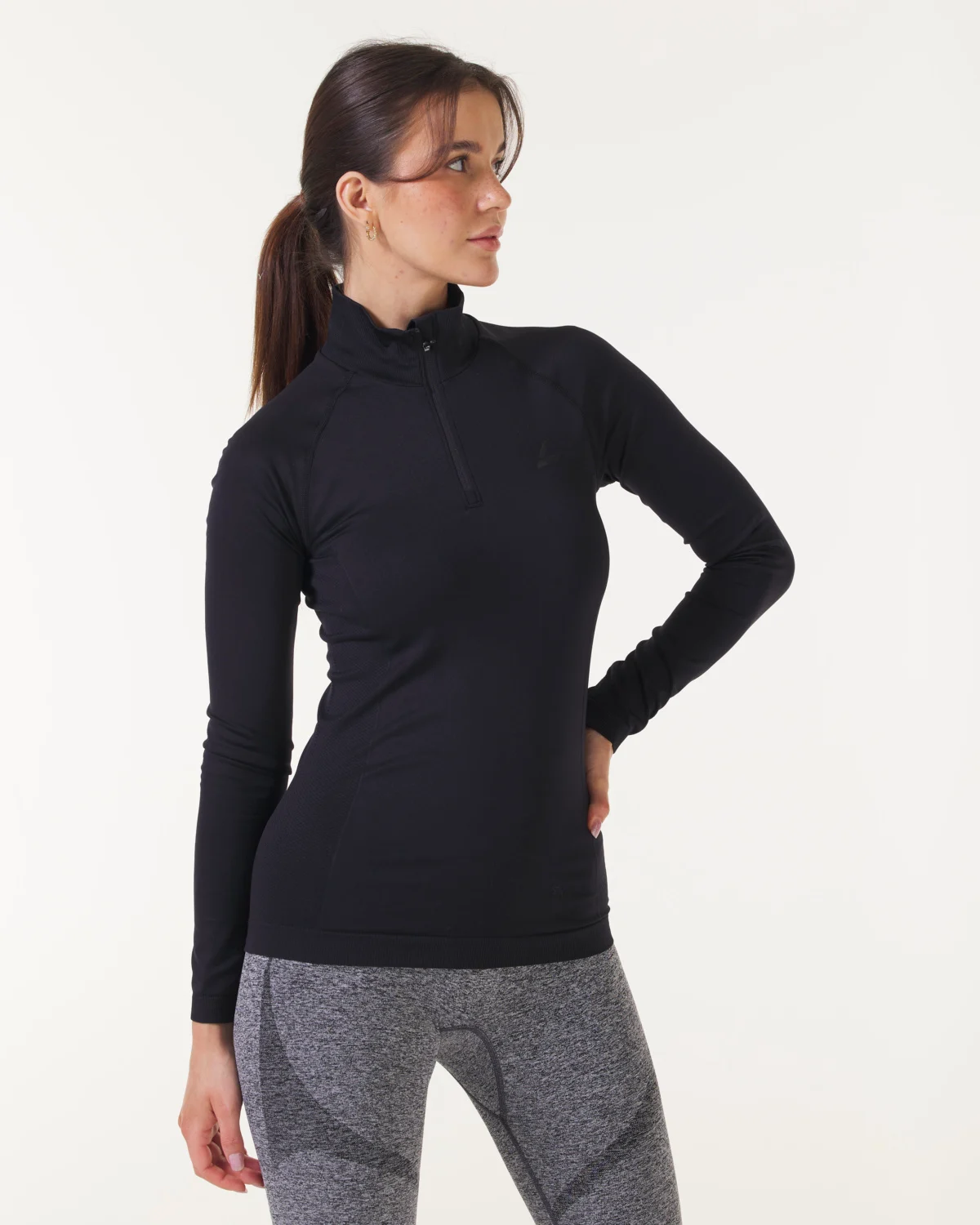 LEVITY Essential Seamless 1\4 Zip Black