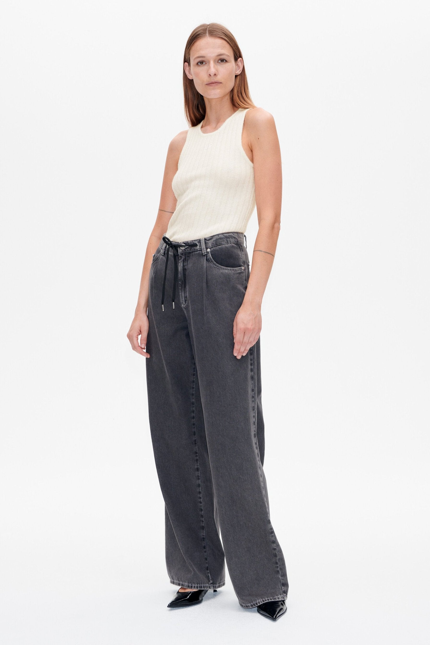 Baum und Pferdgarten  Nanny jeans - Black Worn Denim