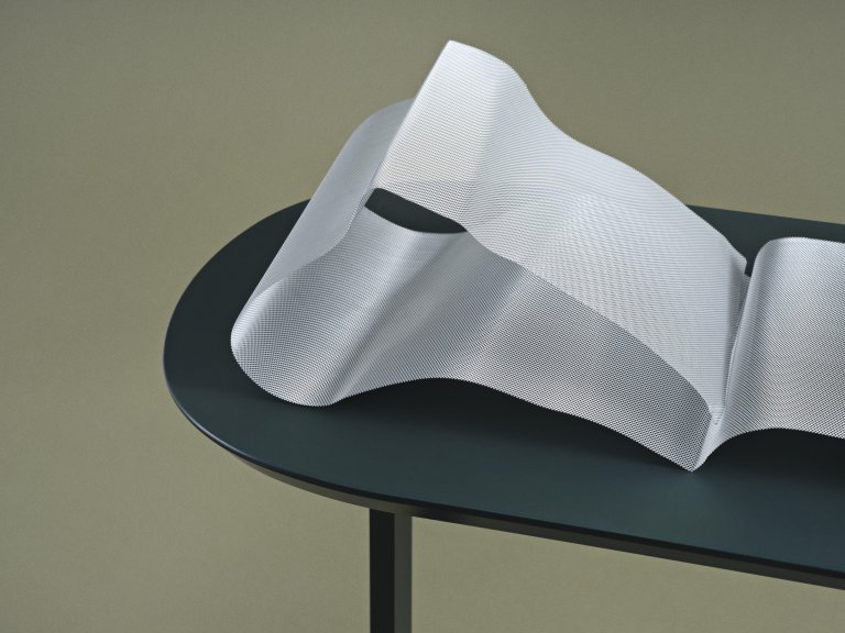 Muuto Relate bijzettafel 73.5 zwart