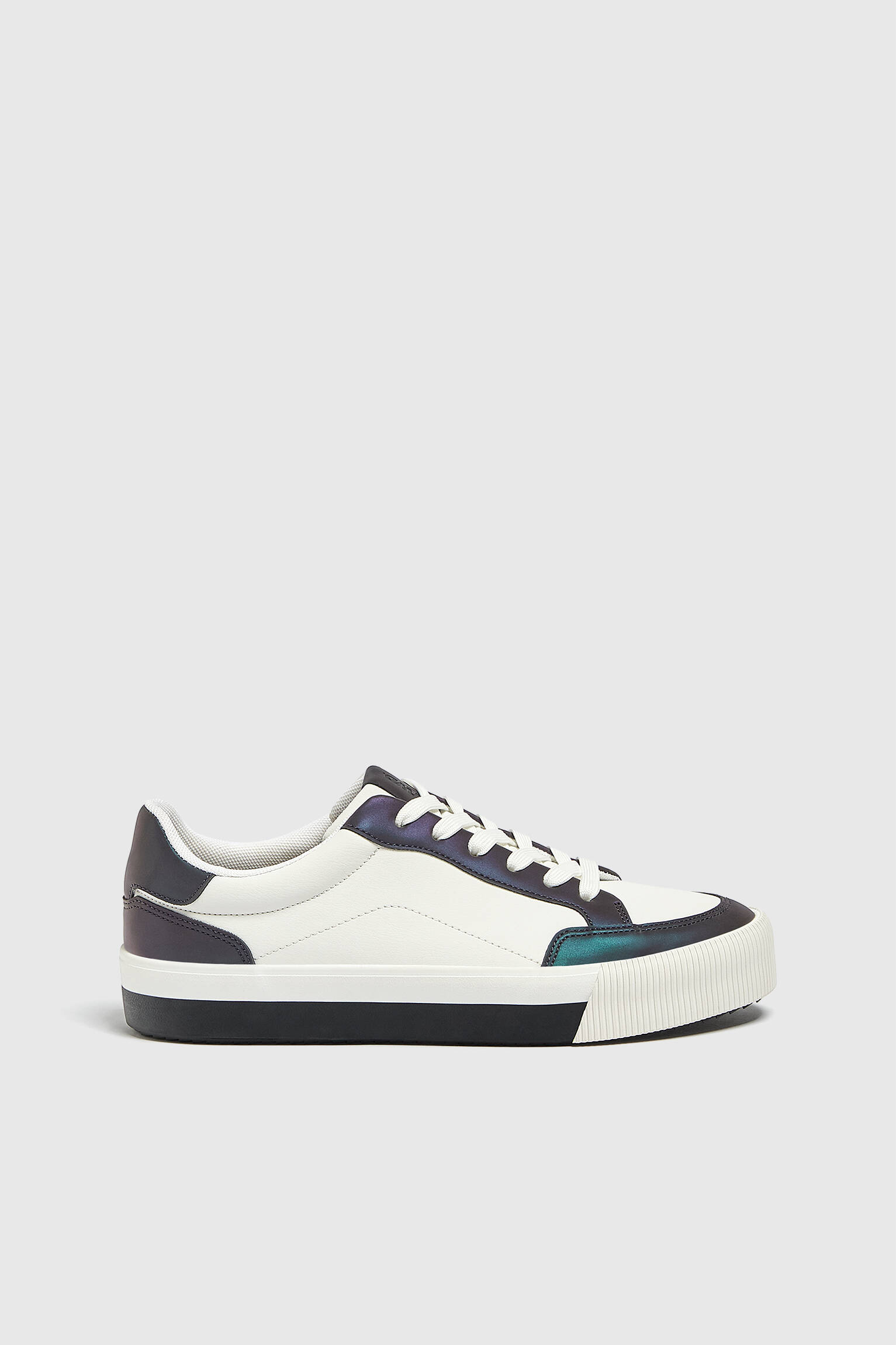 TÊNIS CASUAL IRIDESCENTE - BRANCO