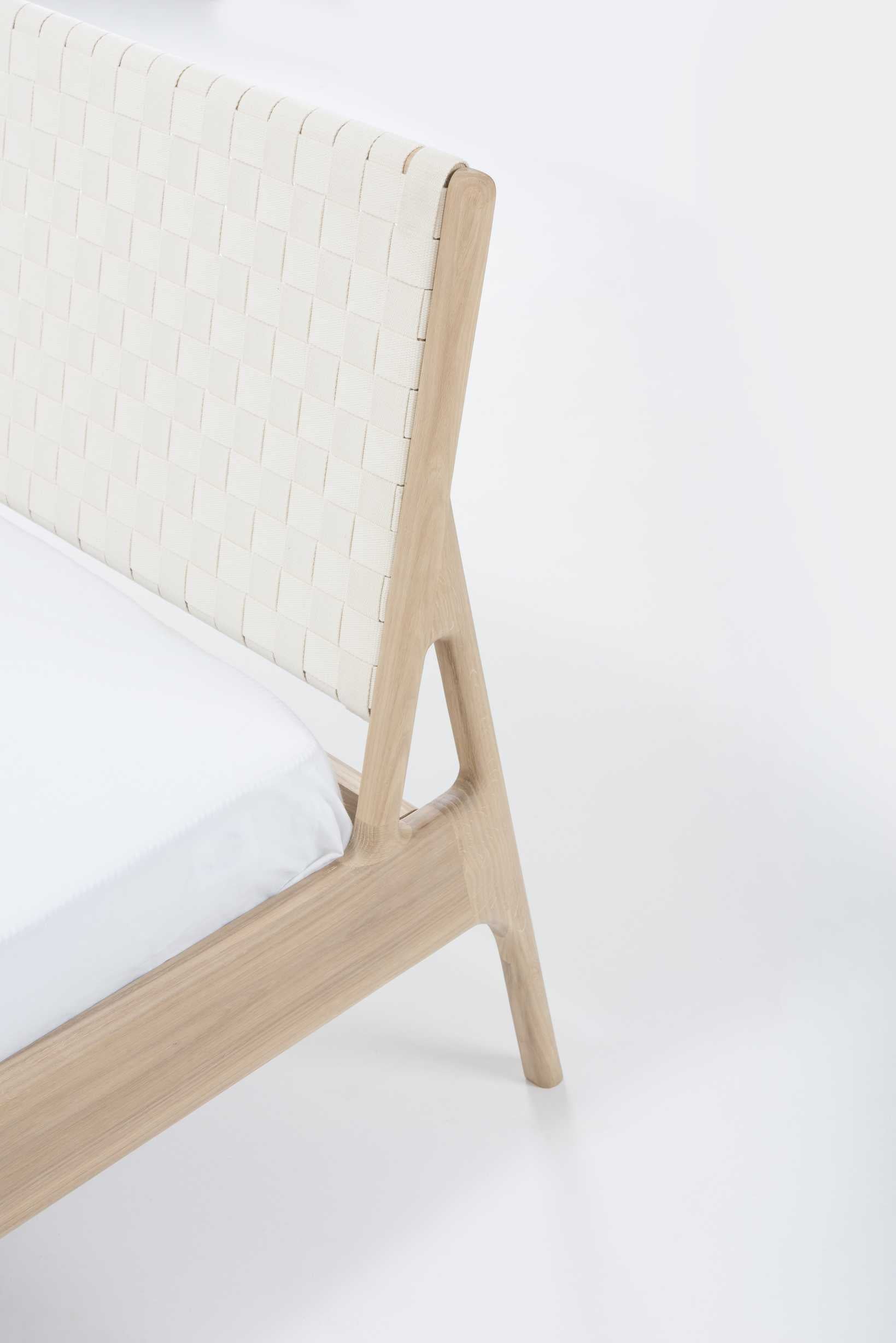 Fawn bed 140x200 whitewash deep frame, cotton webbing white