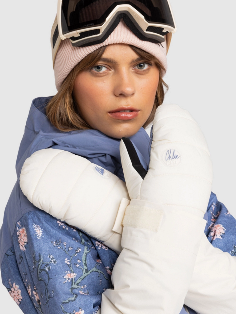 Roxy Chloe Kim Mittens buttercream