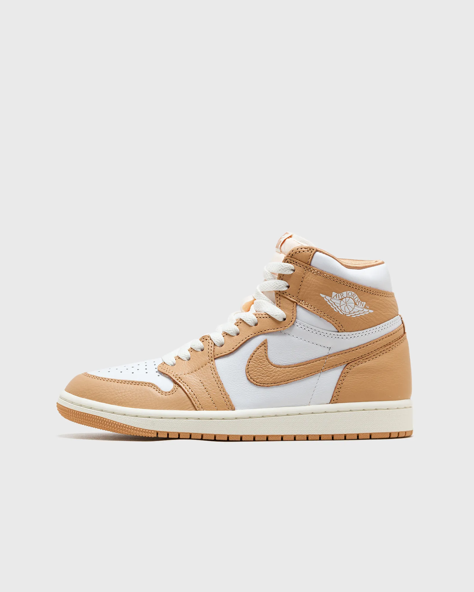 Jordan WMNS AIR JORDAN 1 RETRO HI OG 'Praline'