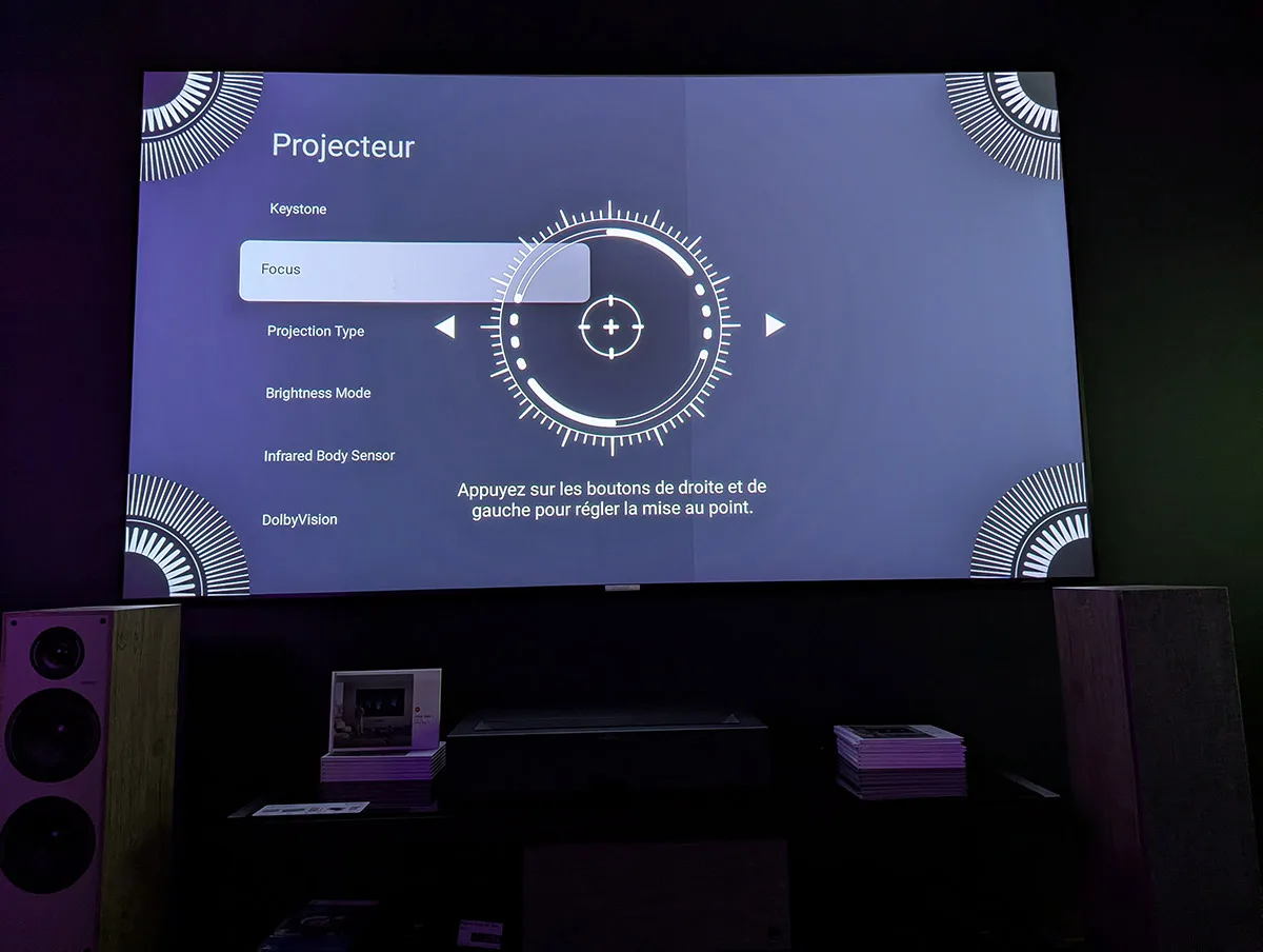 Formovie Theater Premium Vidéoprojecteurs ultra courte focale