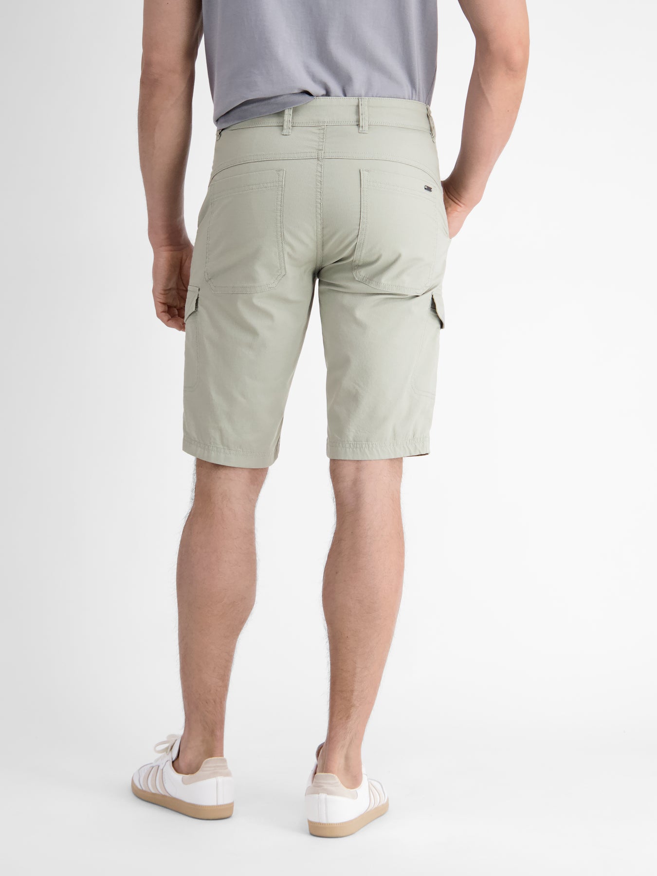 Lässige Herren Cargo-Bermuda, sommerlich leicht