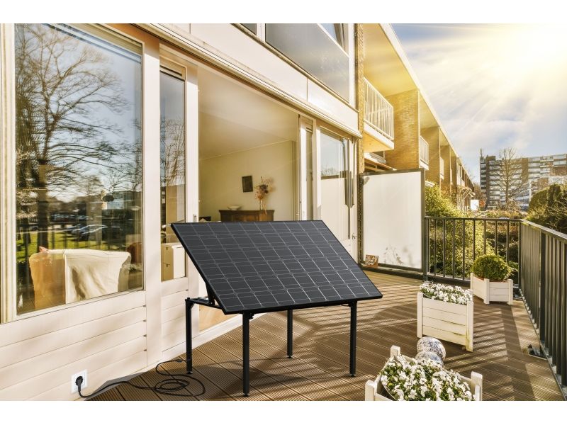 Technaxx Solaranlage Tischkraftwerk 400 W TX-250 Tischkraftwerk ideal zur Deckung der Grundlast während des Tages in Ihrem Haus