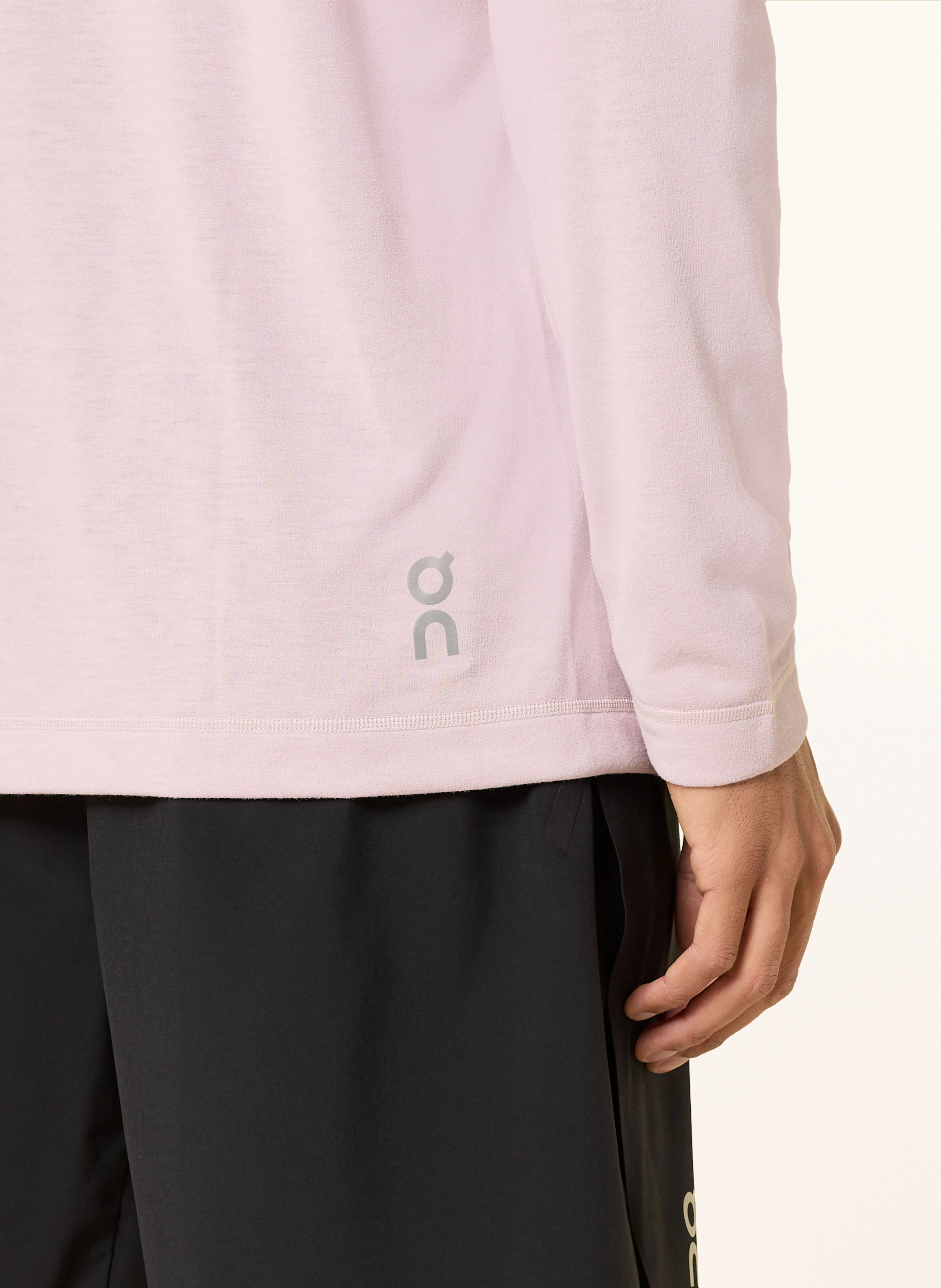On Longsleeve TRAIN LONG-T