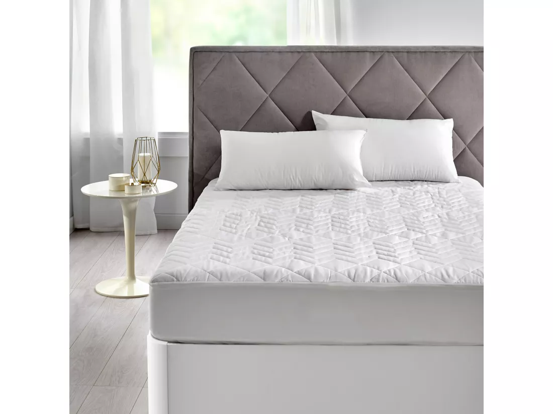 Protège-matelas matelassé respirant et antiallergique