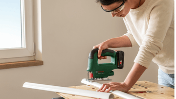 Bosch - Batteridrevet Stiksav - Easy Saw 18v-70 (Intet batteri)