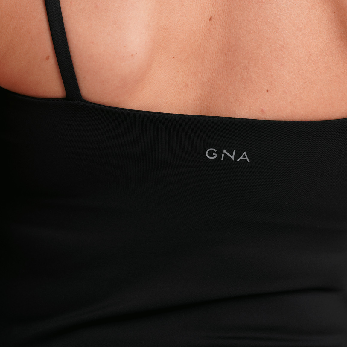 Gina Sports Damen Sport-Top aus Funktionsmaterial schwarz