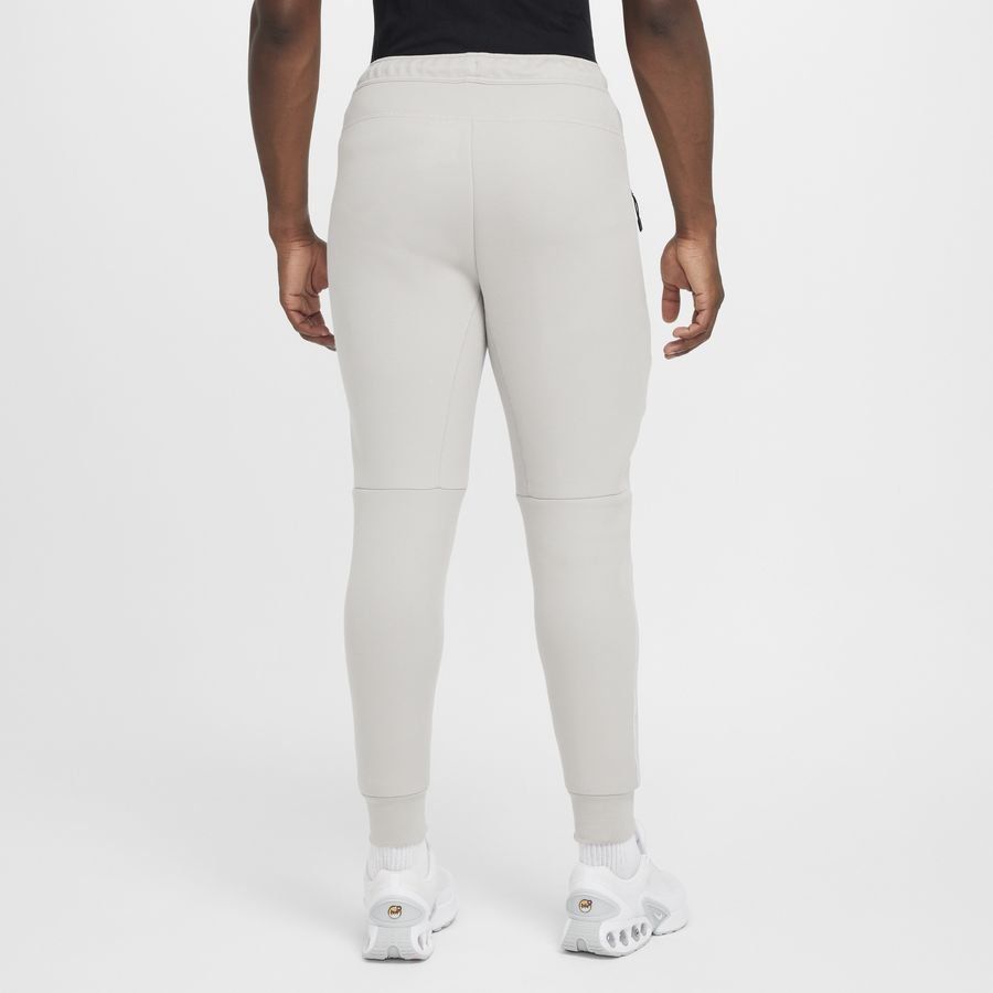 Nike Tech