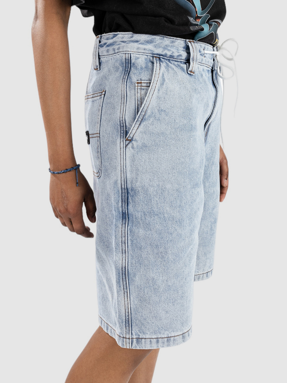 And Feelings Maker Shorts light indigo wash denim
