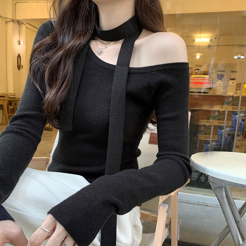 Rosesand - Lange mouwen, blote schouders, effen, slim-fit gebreide top met sjaal