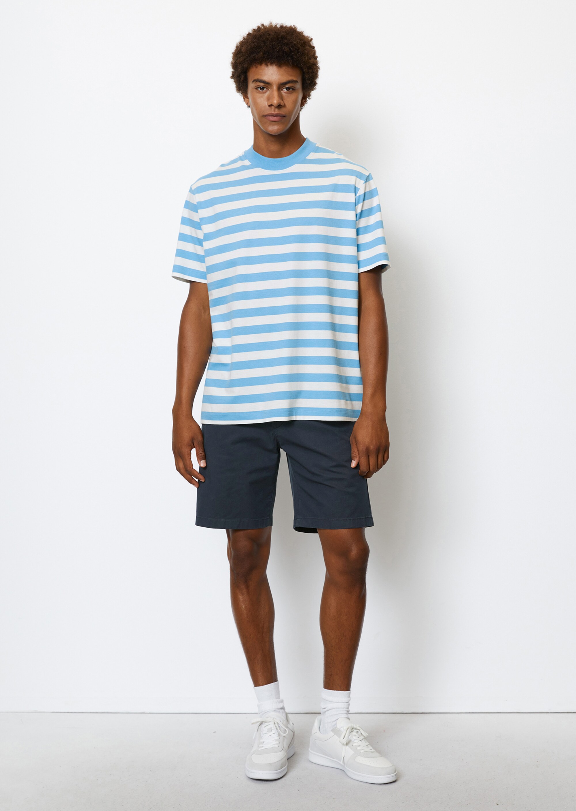 T-Shirt relaxed mit garngefärbtem Streifen-Muster