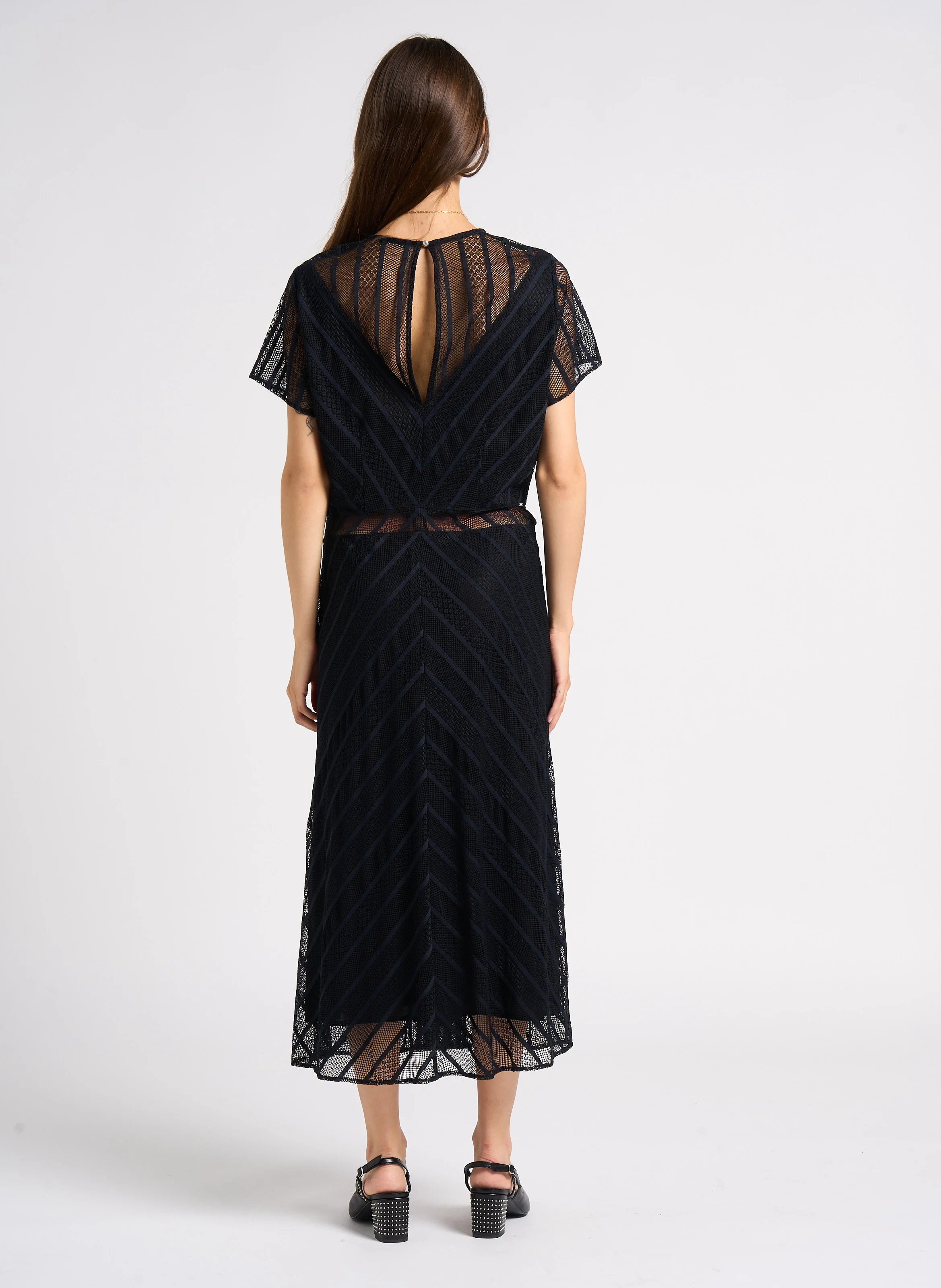 Robe midi droite col rond en dentelle | Noir