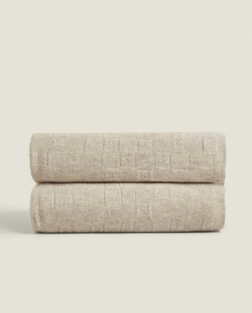 COBERTOR DE TRICÔ DE CASHMERE