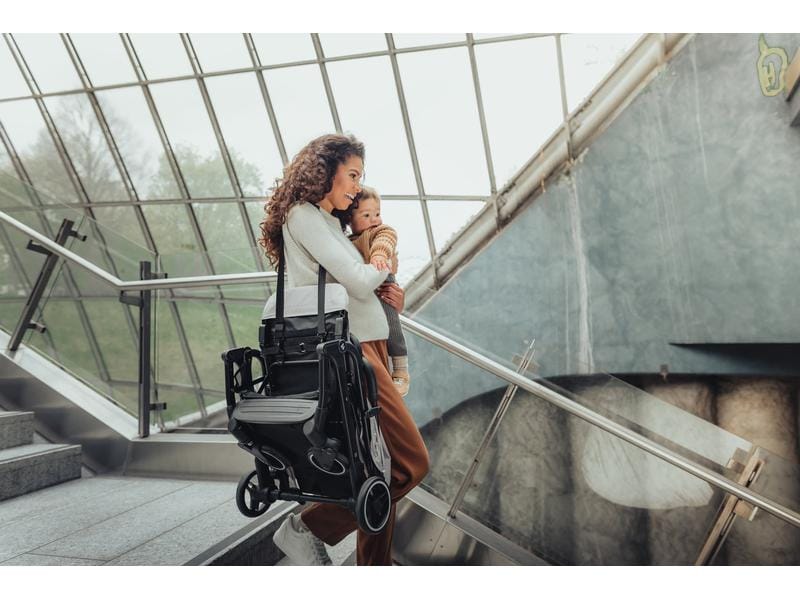 Hauck Buggy Travel N Care Schwarz Handlicher, kompakt verstaubarer Kinderwagen