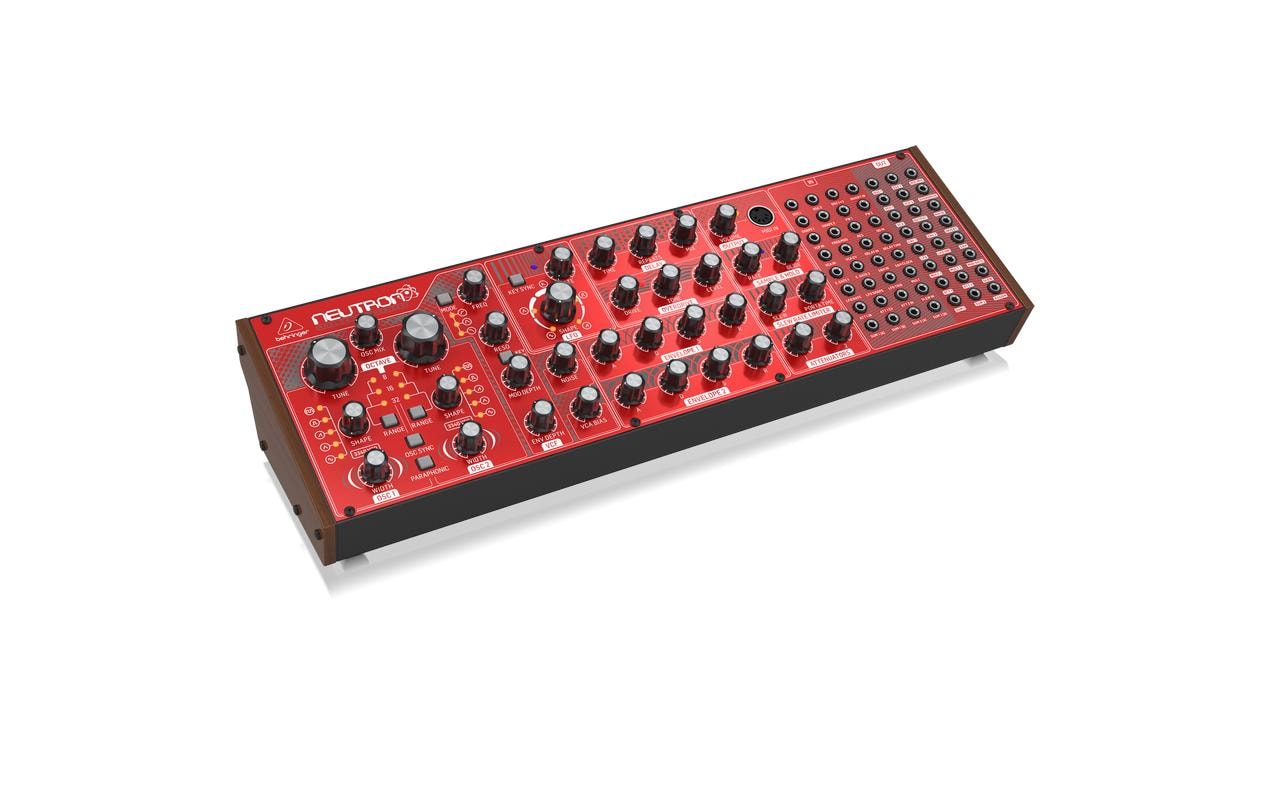 Synthesizer Neutron<br>Semi-modularer Analog-Synthesizer