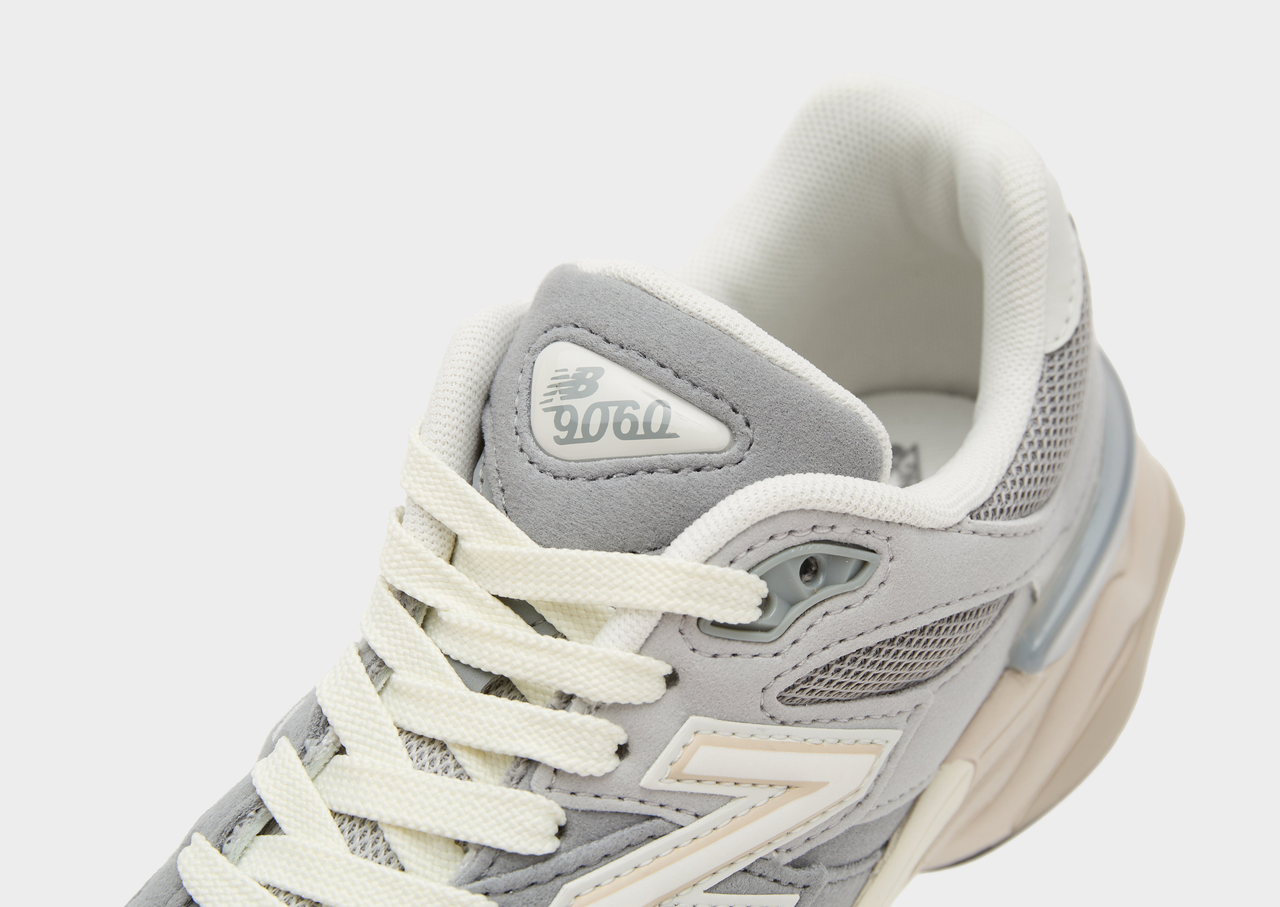 New Balance 9060 Junior