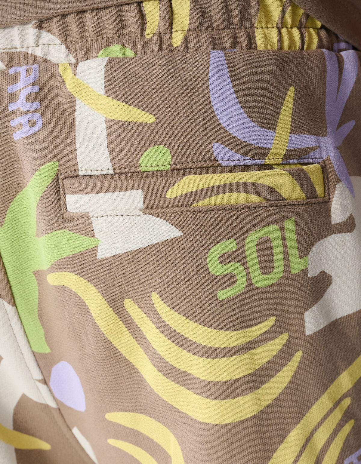 Beach Print Short Taupe