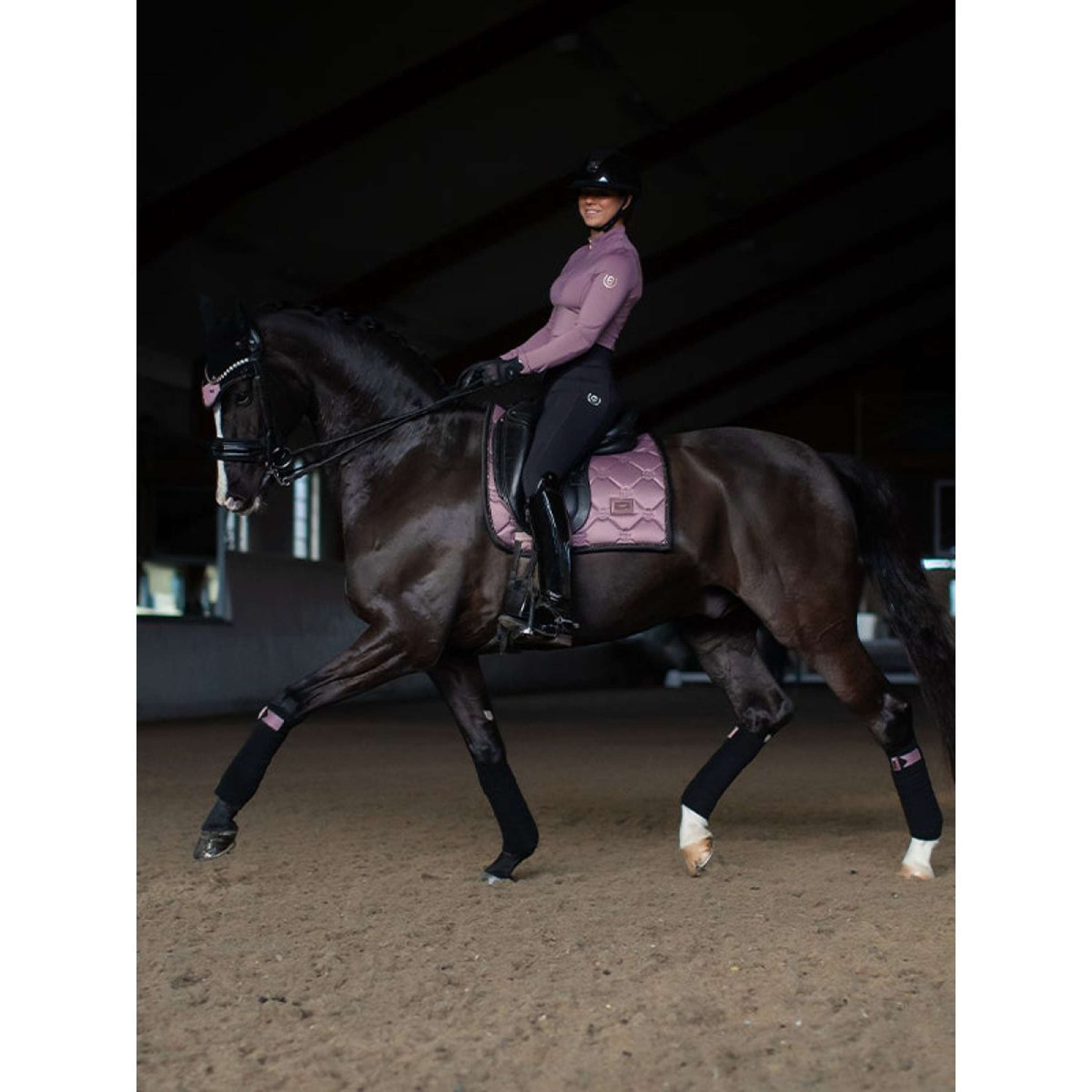 Equestrian Stockholm Oornetje Anemone