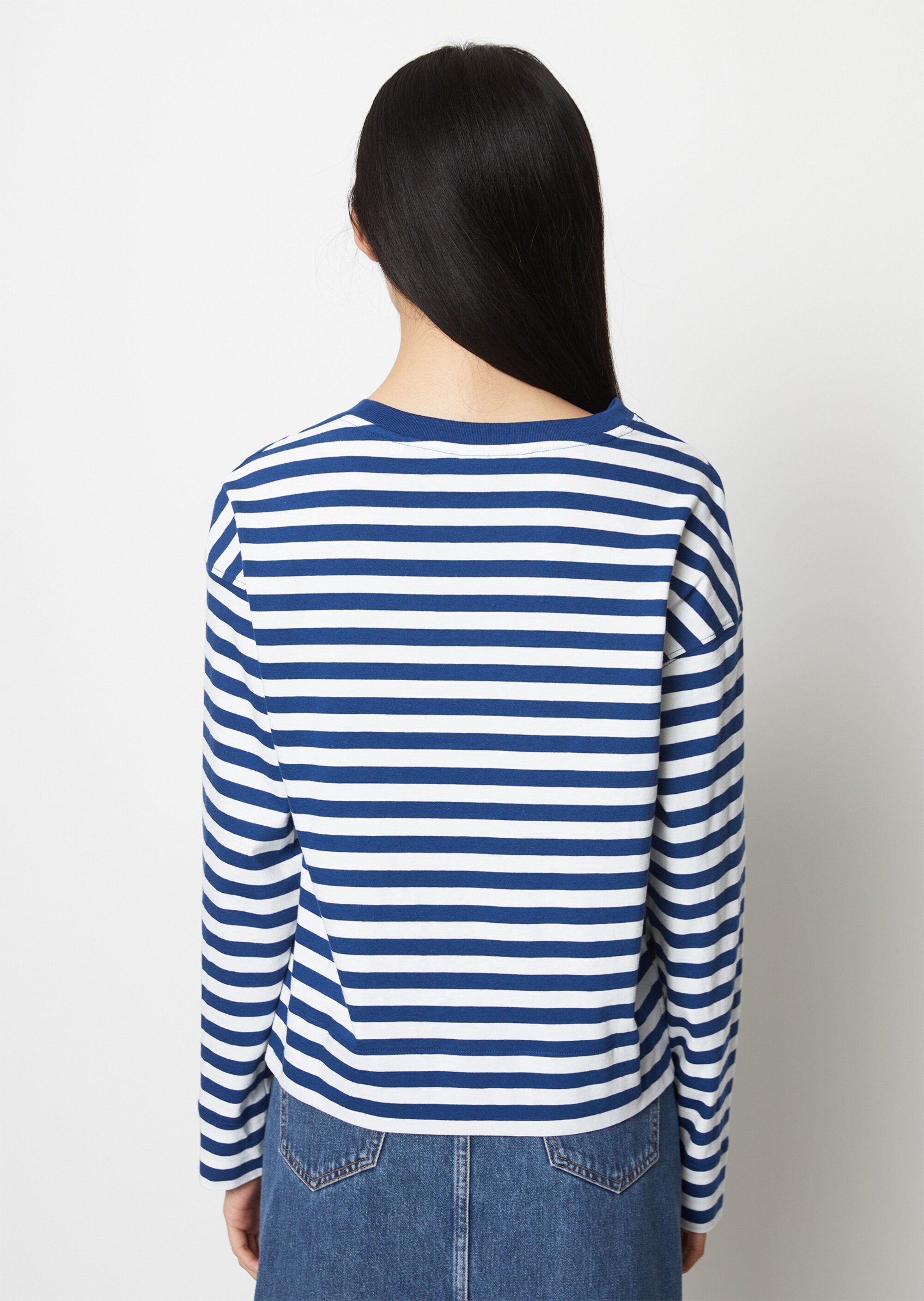 Ringel-Longsleeve loose aus garngefärbter Bio-Baumwolle