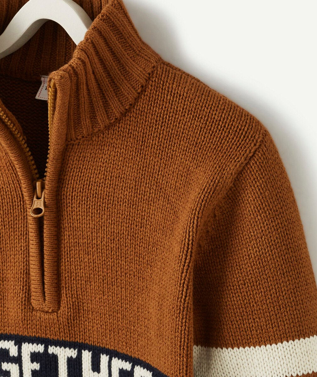 LE PULL EN TRICOT MARRON BLEU ET BEIGE AVEC ZIP ET ANIMATION