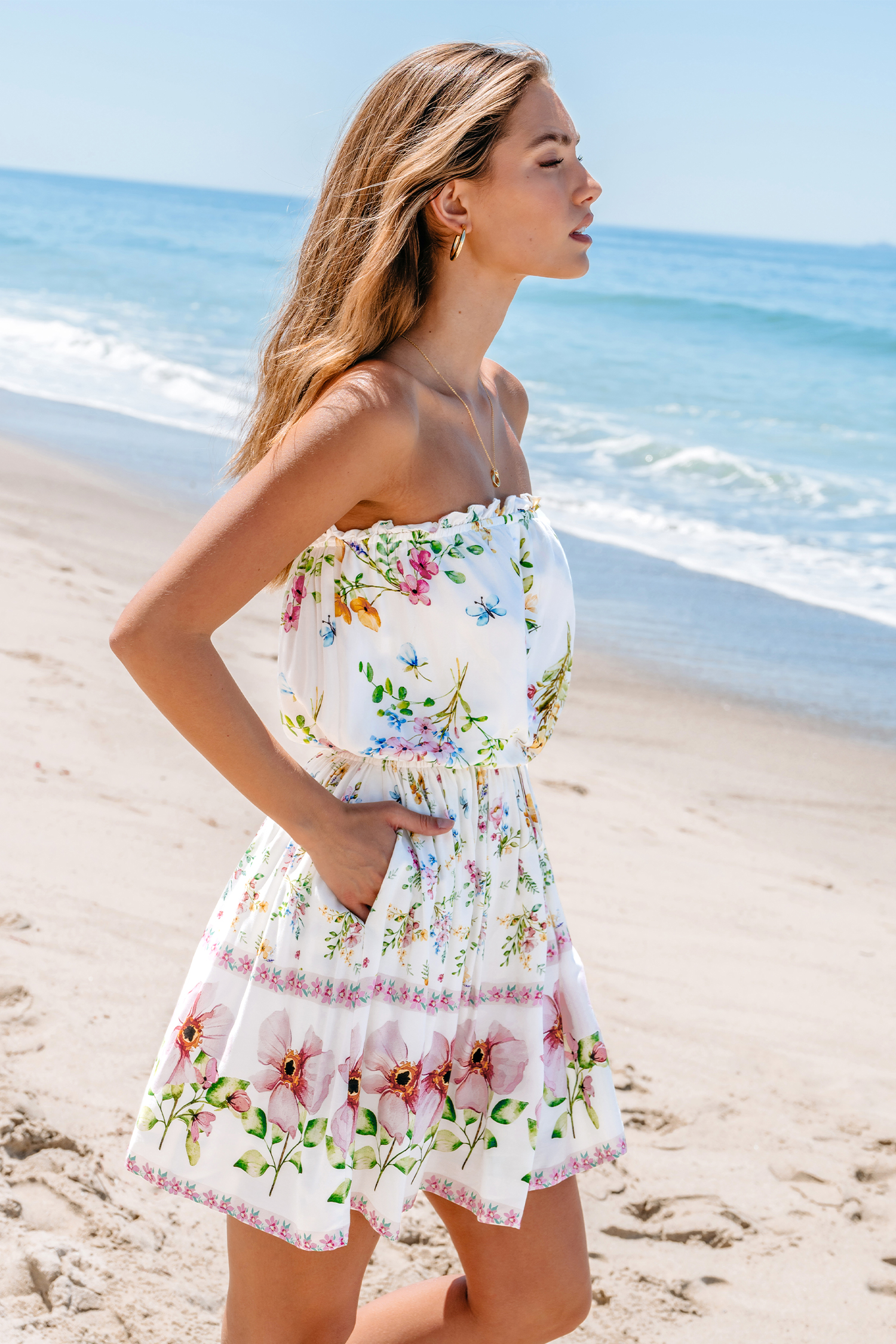 Robe mini avec taille à nouer à imprimé floral