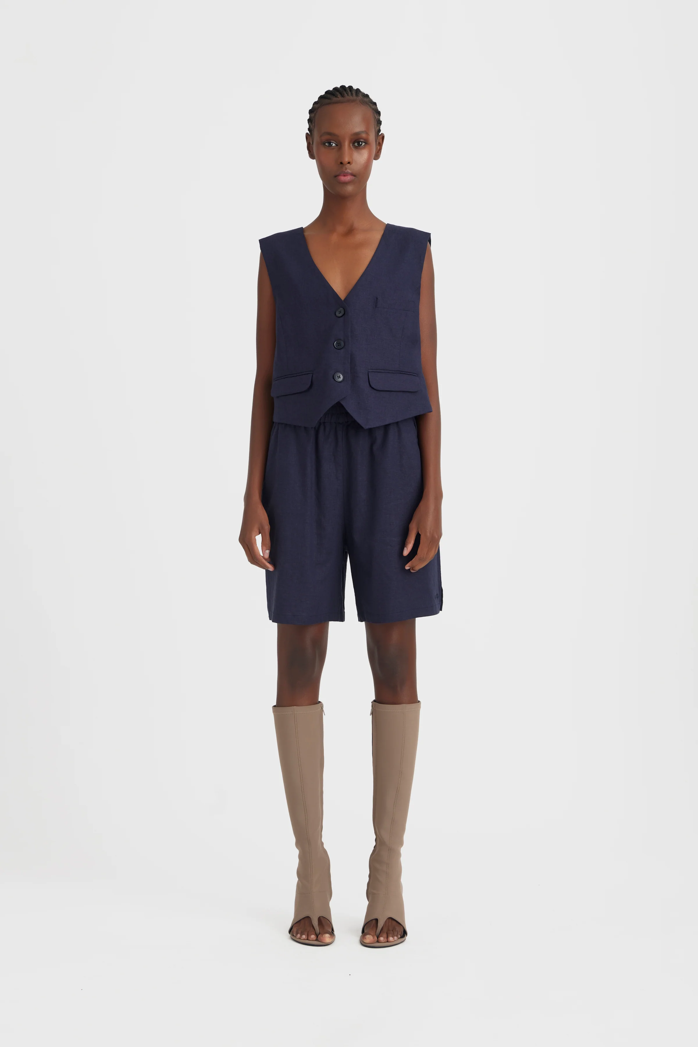 GESTUZ  Liza linen shorts - Seaborne