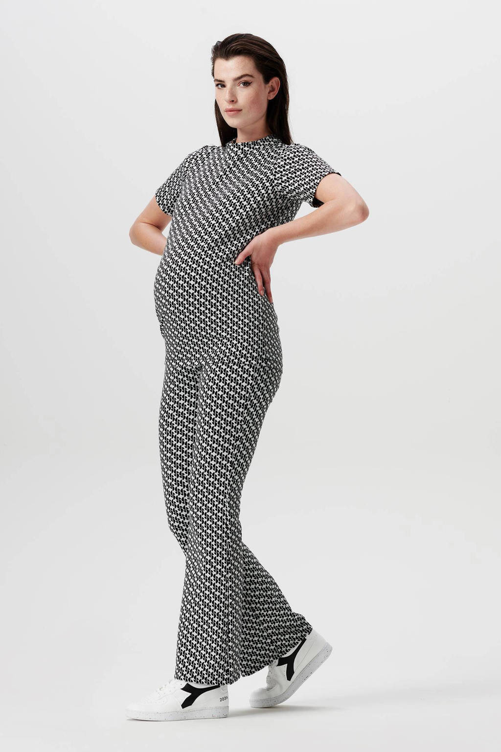 Supermom flared zwangerschapslegging Fresno met all over print zwart/wit