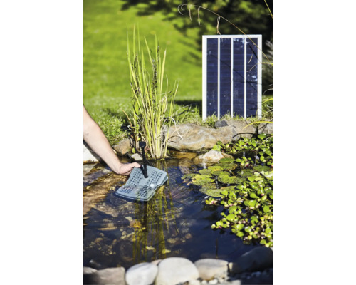 HEISSNER vijverfilterset met zonnepompen, tot 600 l/u, met waterspel, externe zonnemodule, 3 m aansluitkabel, geïntegreerde 5 W UVC vijverzuiveraar voor vijvers tot ca. 1000 l