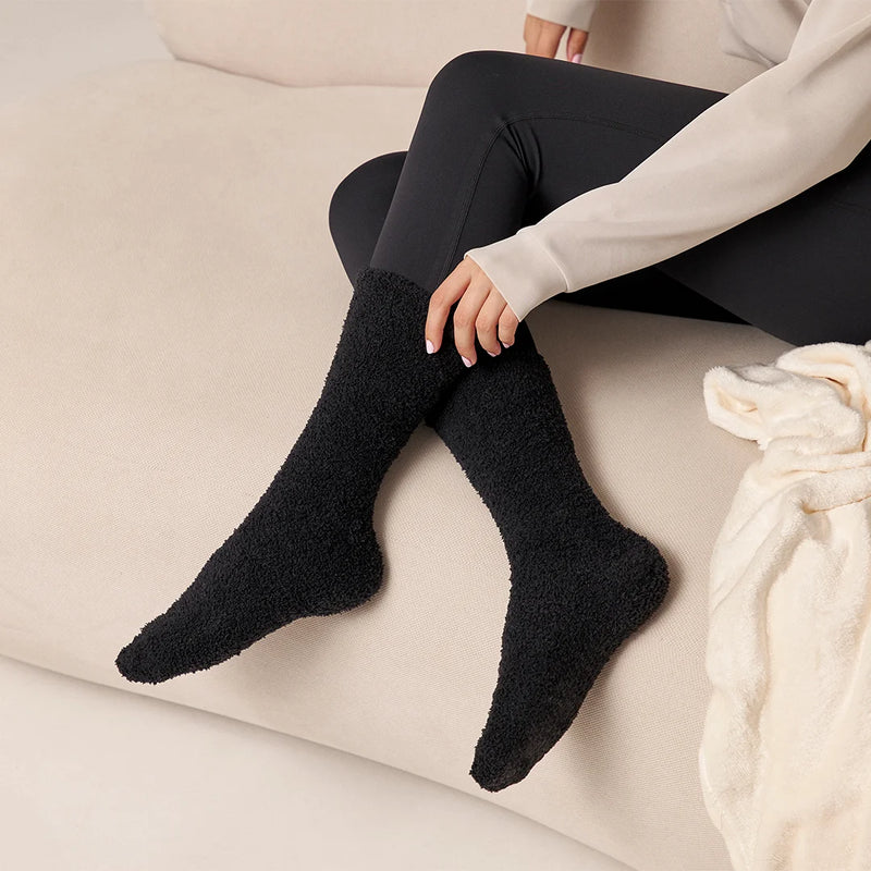 Kuschelsocken aus recyceltem Polyester Mix (Schwarz/Grau)