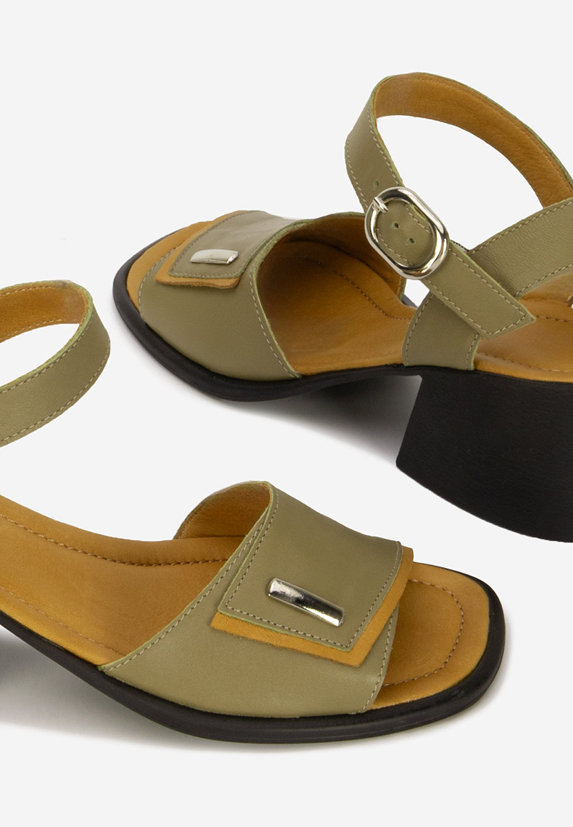 Sandales en cuir naturel vert Dominica