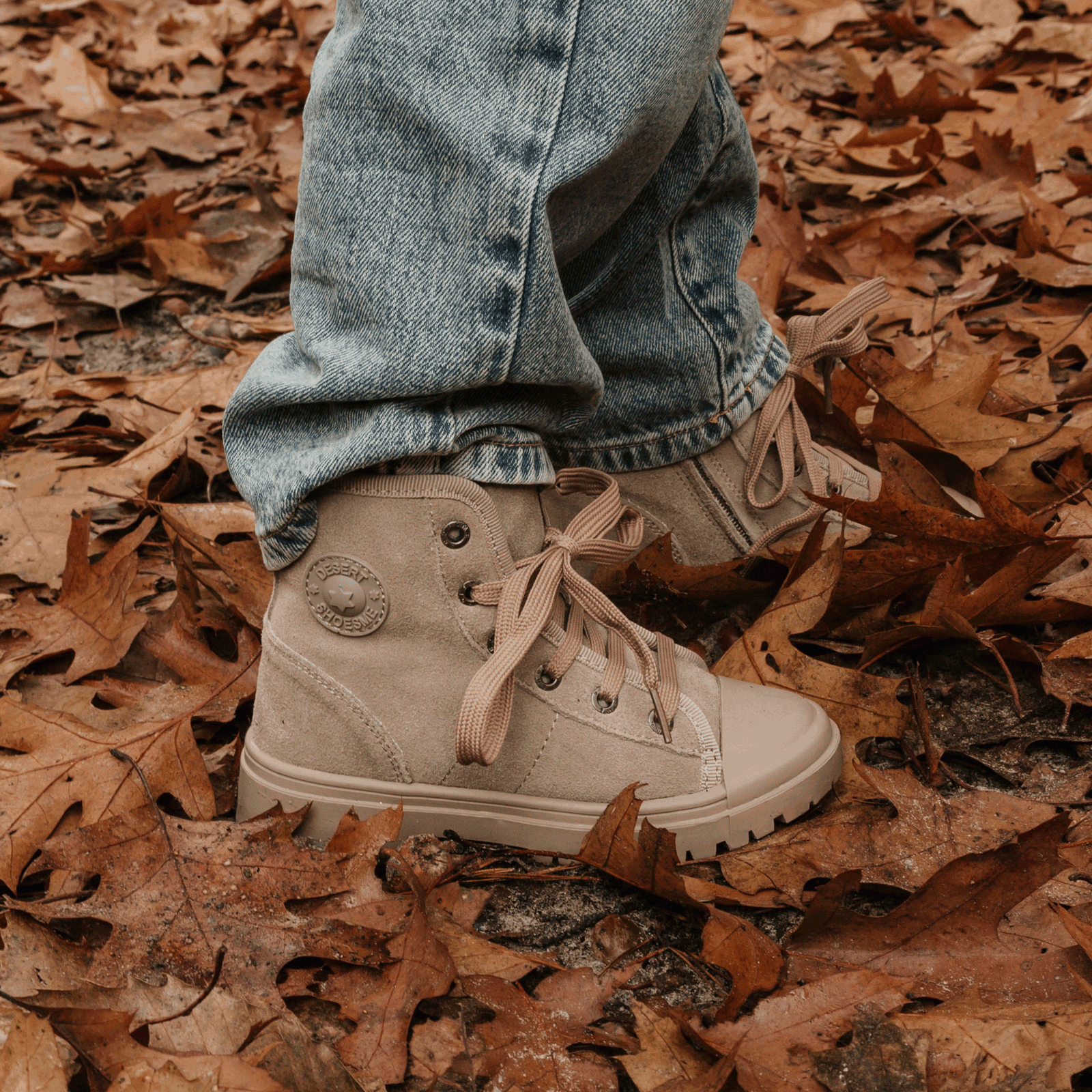 Shoesme taupe veterboot met warme voering Suède | Uni schoenen