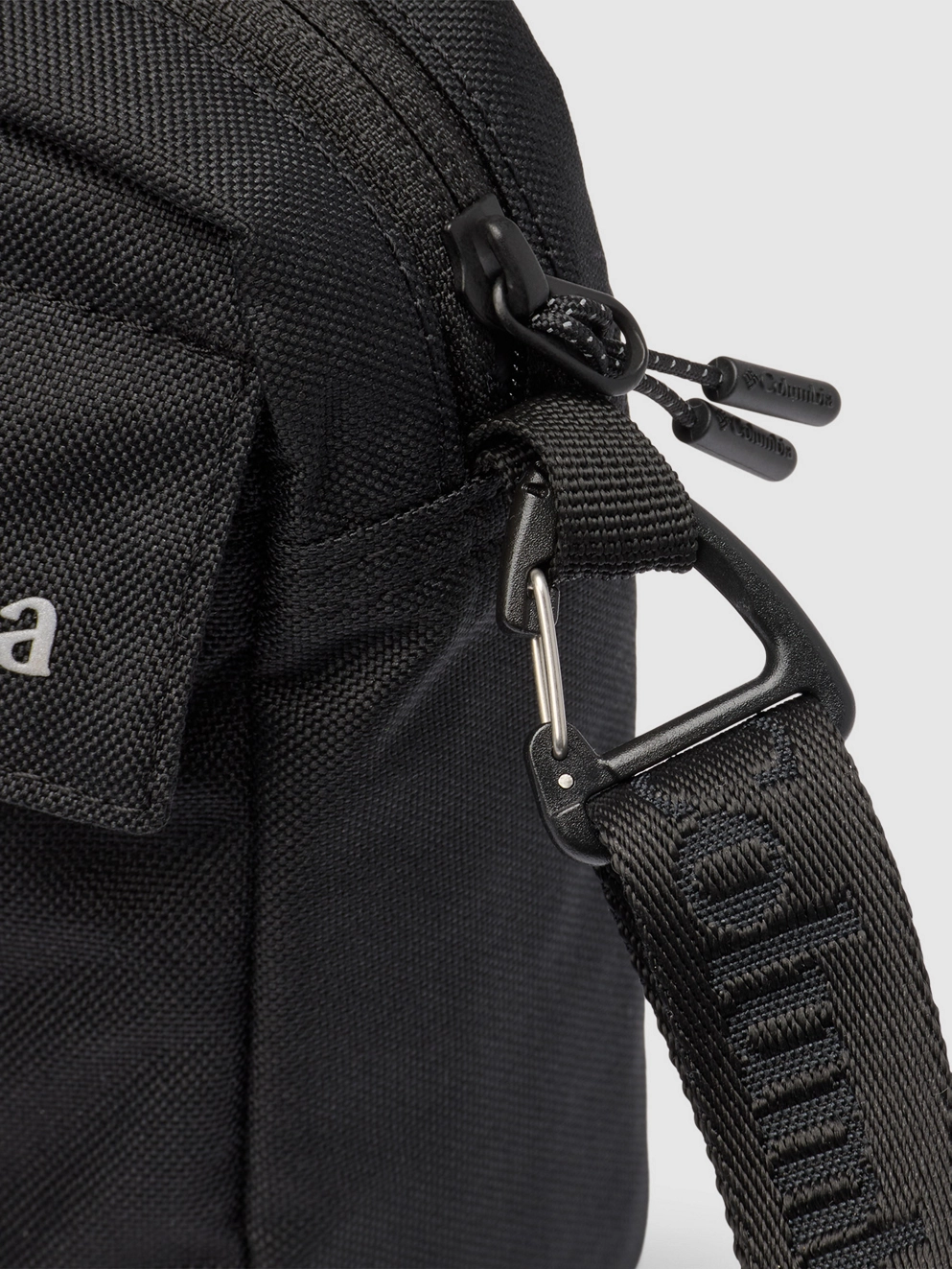 Columbia Street Transit Side Bag black