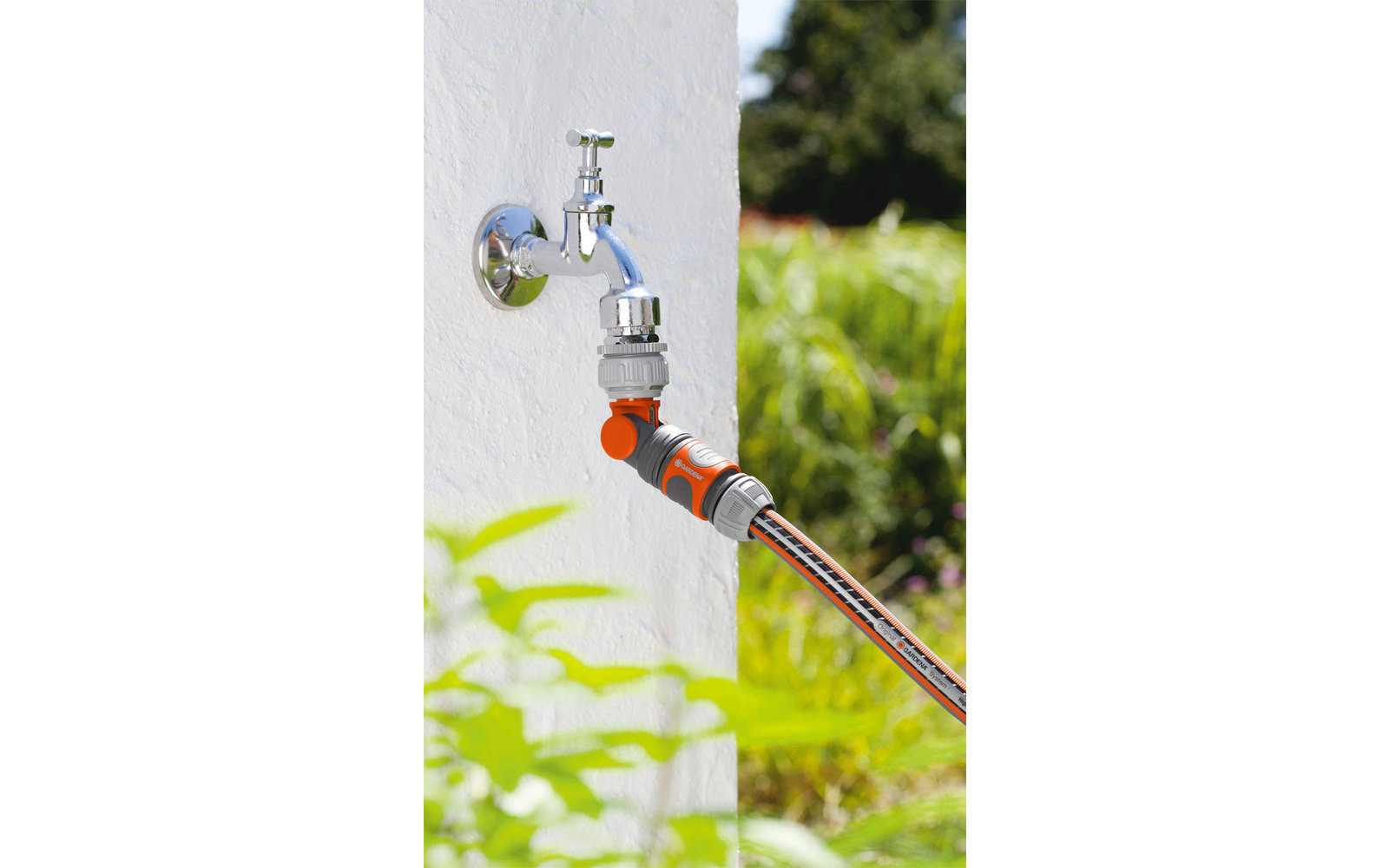 Gardena Winkelhahnstück für Gartenschlauch / Schlauchtrommel