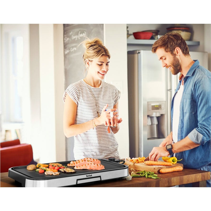 Plancha Tefal Giant Revêtement Antiadhésif, Thermostat Réglable, 12 Personnes 2300 W CB631D10
