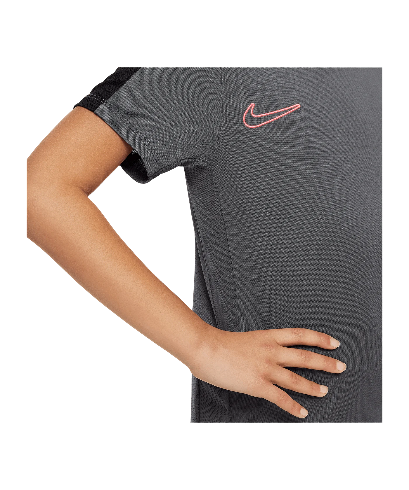Nike Academy 23 Trainingsshirt Kids Schwarz F069