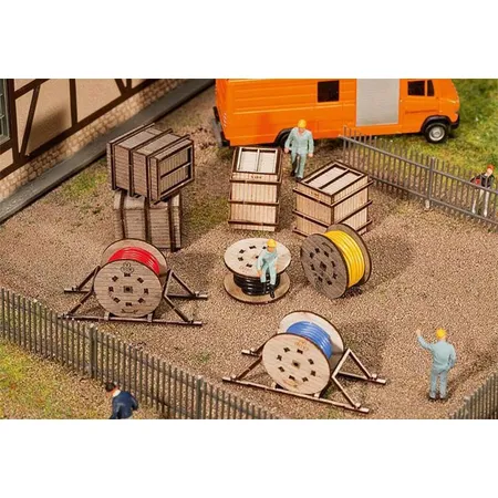 FALLER 180617 Transportkisten und Leitungsrollen