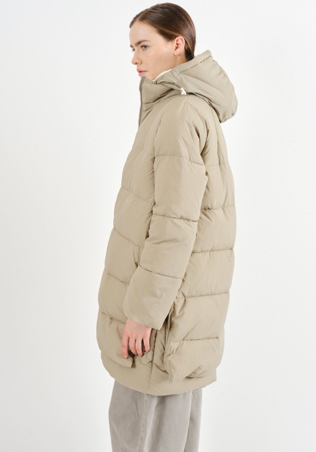 Embassy of Bricks and Logs Puffer-Jacke Fargo Pale Olive